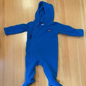 Like New Patagonia Infant Micro D Fleece Bunting 3-6 months